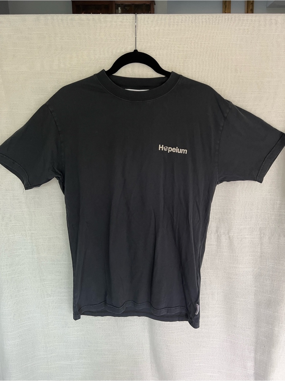 NWT Grey Short-Sleeve men’s Crewneck Tee Hopeium Bear logo small 100% cotton